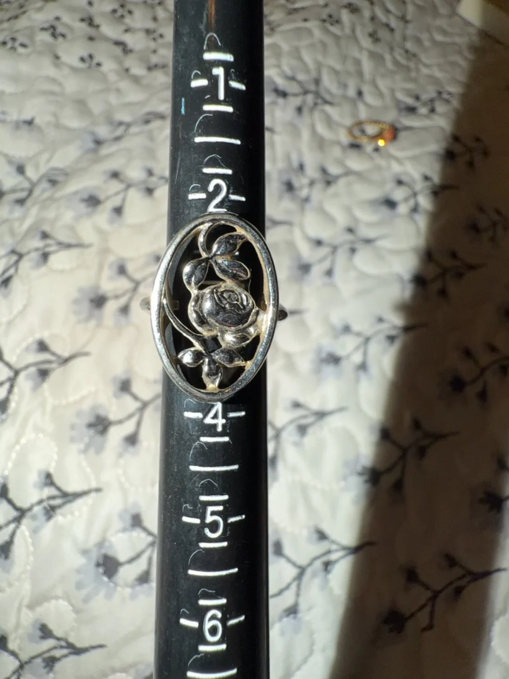 Vintage Avon Silver Tone Rose Filigree Oval Ring - Silver